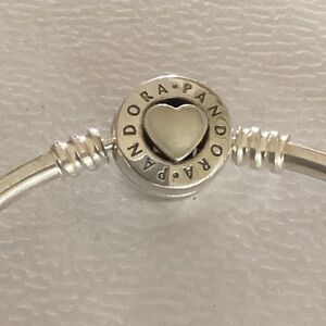 Pandora charm bracelet 7”